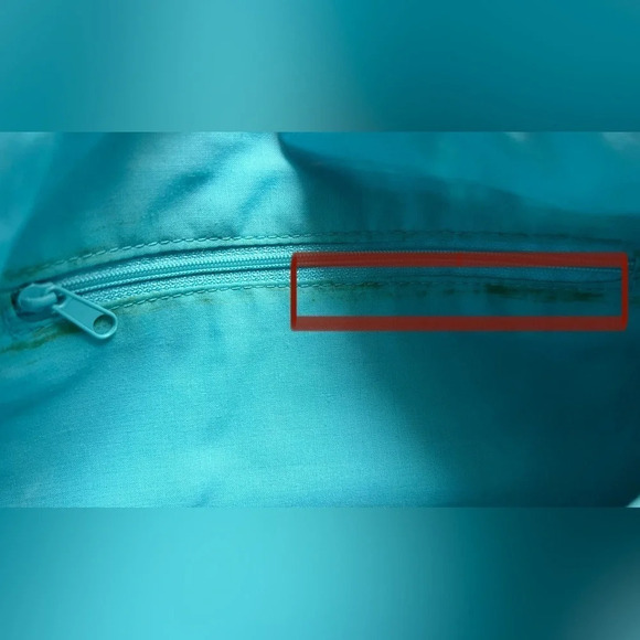 Disney Resorts | Tinkerbell tote bag. - Picture 12 of 12